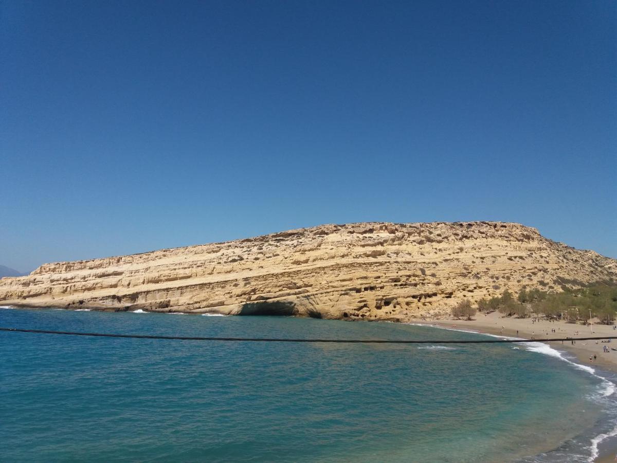 Beach View Matala Luaran gambar